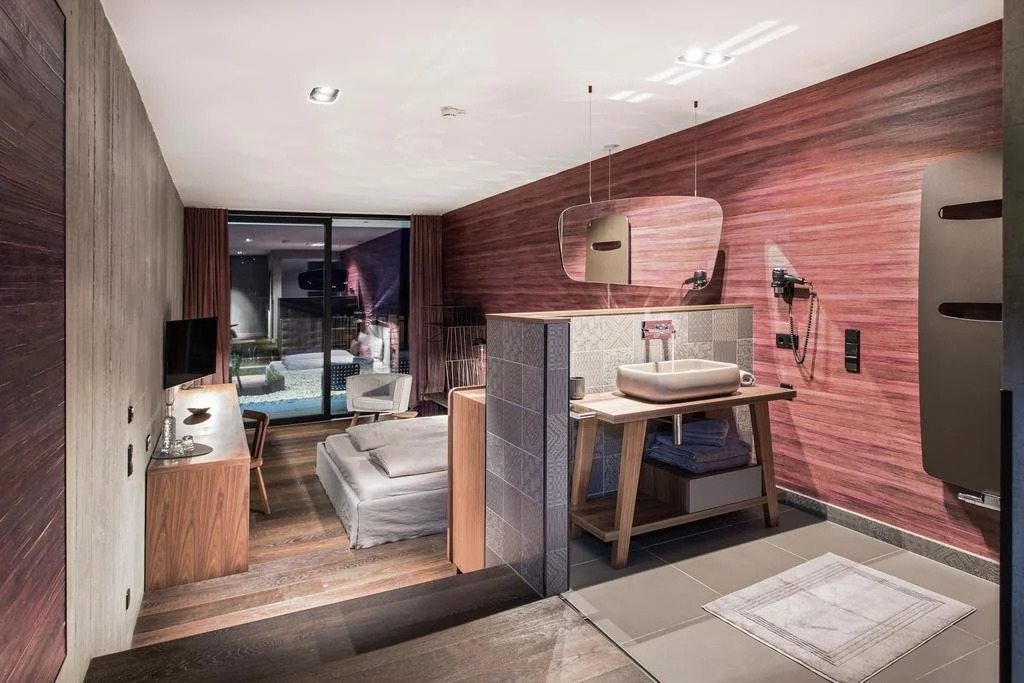 Senses Violett Suites