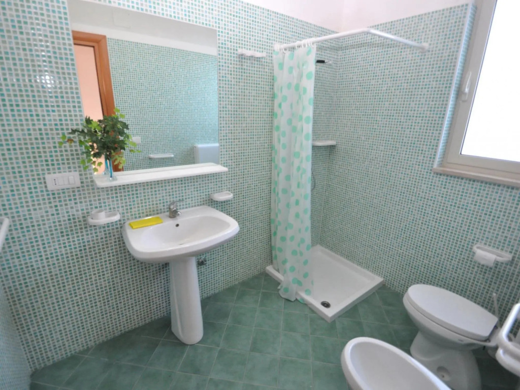 Cosy apartment in Racale with private terrace