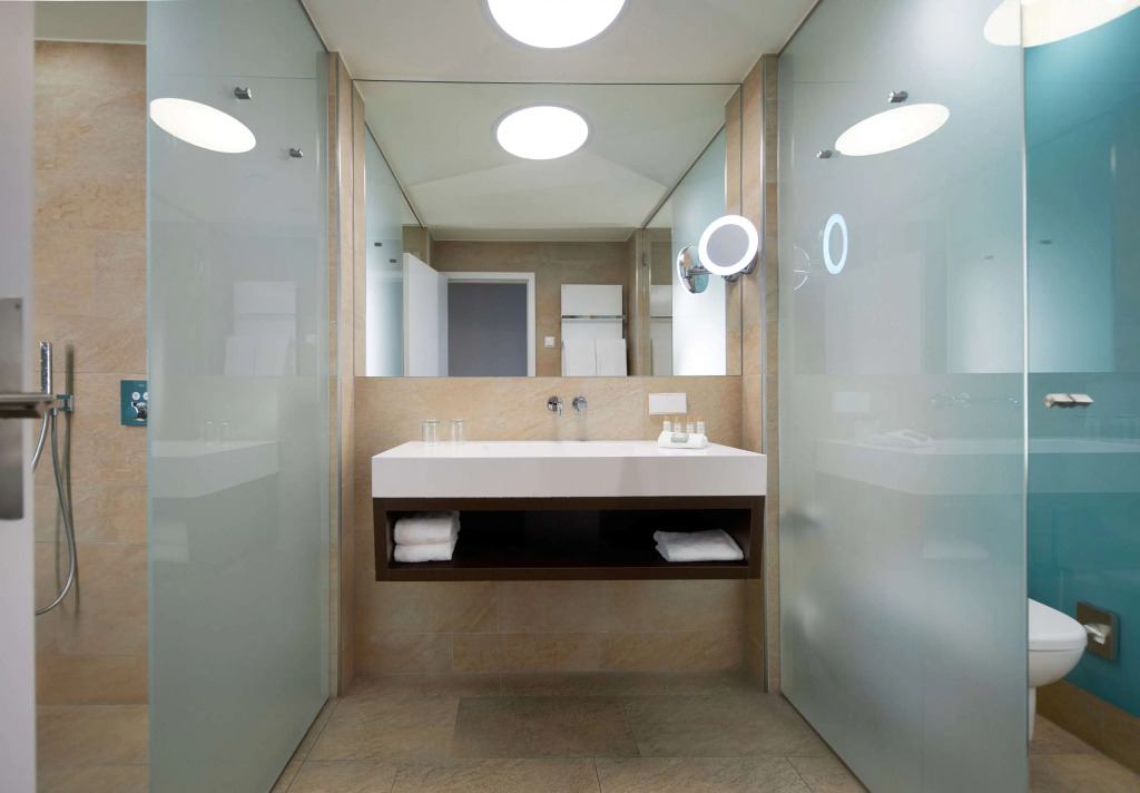 Wasserturm Hotel Cologne, Curio Collection by Hilton