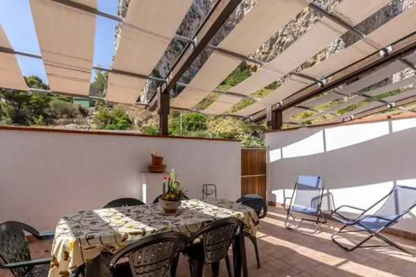 Casa Vista Mare Capo Gallo Est