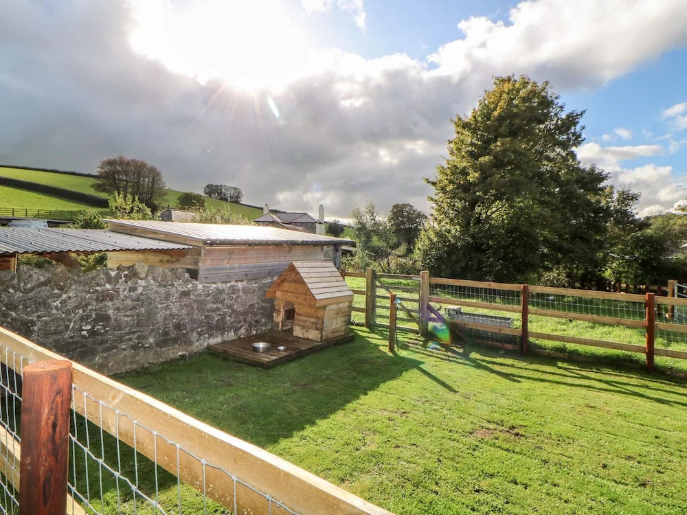 Higher Whiddon Farm Whiddon Well
