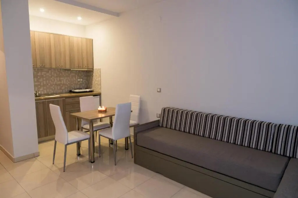 Hotel Adonis