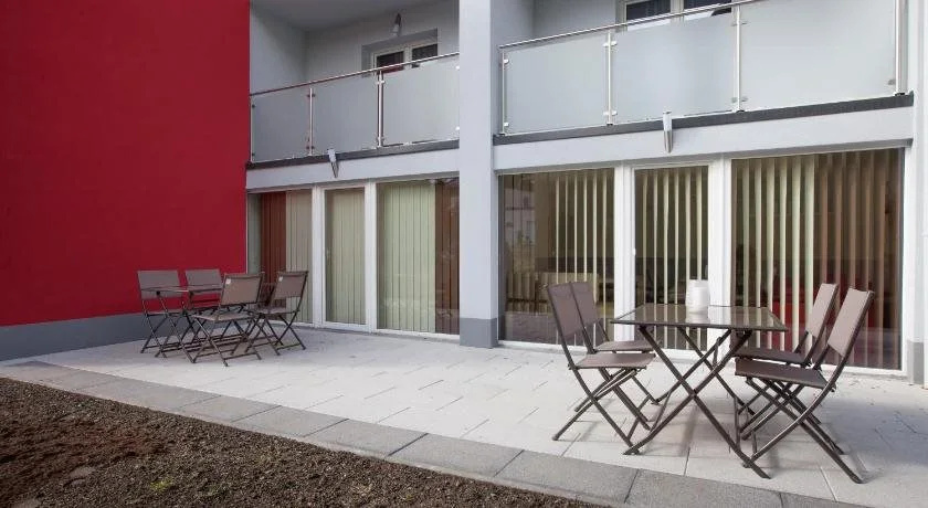 Alpine Appart - Premium Family Apartments and Natural Swimming Pond