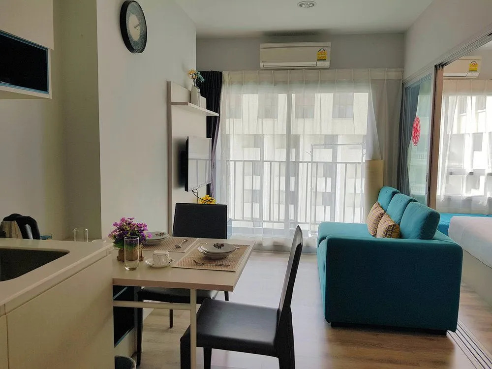 1BR Centric Sea 115 With Infinity Pool