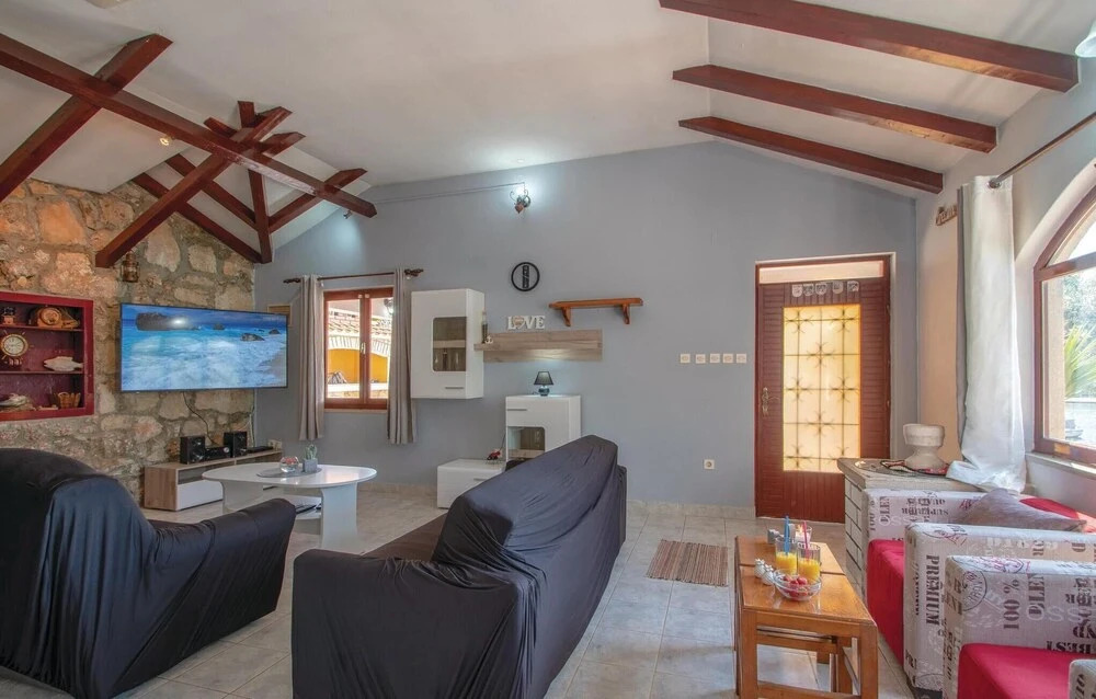 Awesome Home in Vela Luka With Wifi and 3 Bedrooms