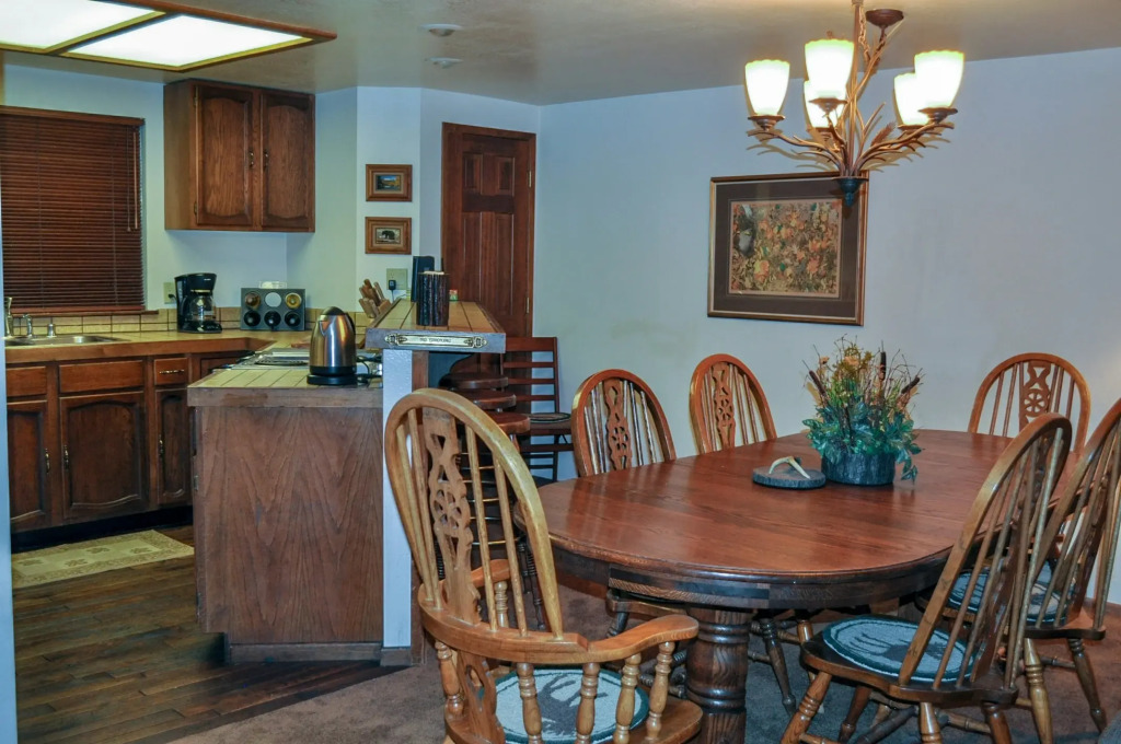 Mammoth Sierra Townhomes #40