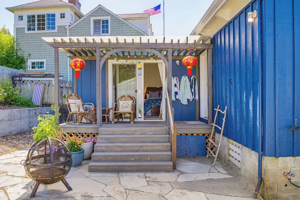 Sun-soaked Sandy Point Haven w/ Beach Access!