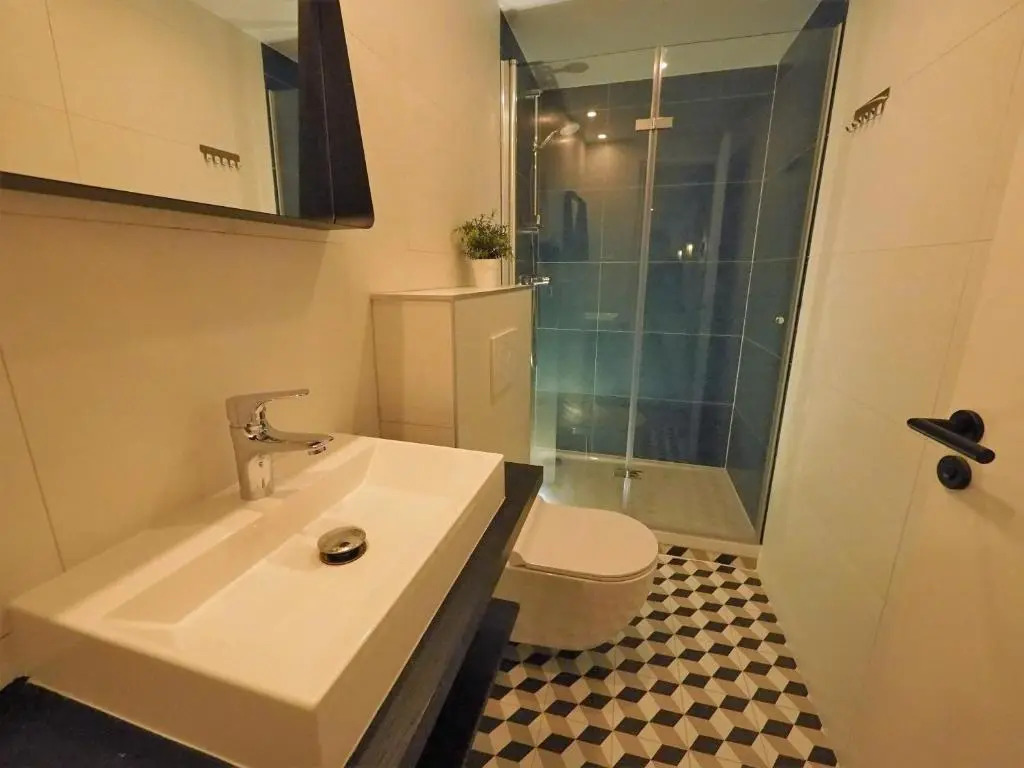 Bastille ChicSuites