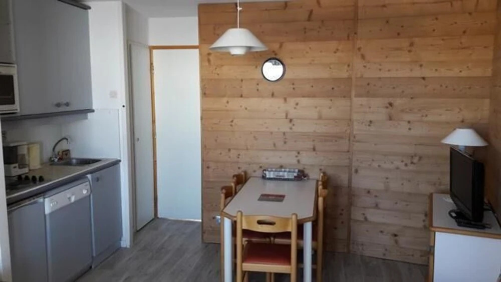 Belle Plagne Apartment 2 Rooms, on Slopes for 5 People of 29 m2 Lc613