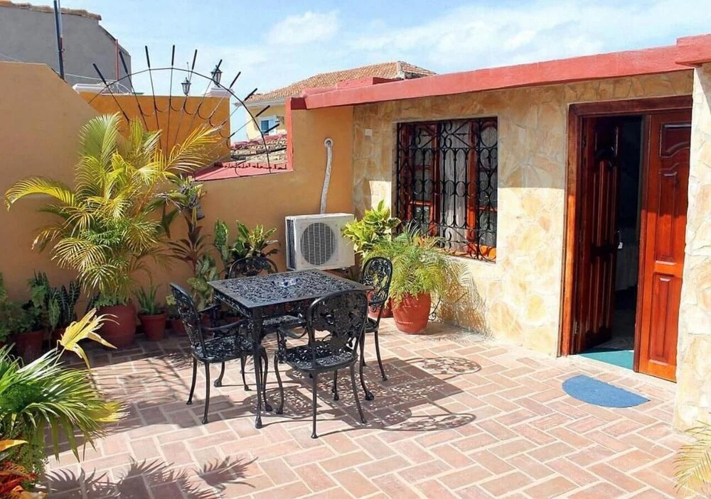 Hostal El Atico