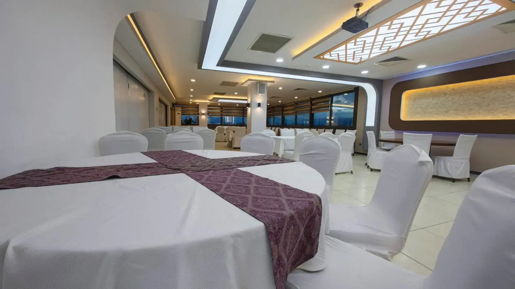 Grand Simay Hotel