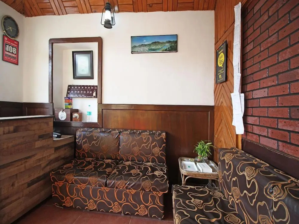 OYO 5227 Hotel New Bharat