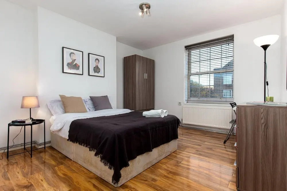 Saddler House Deluxe Guest Room
