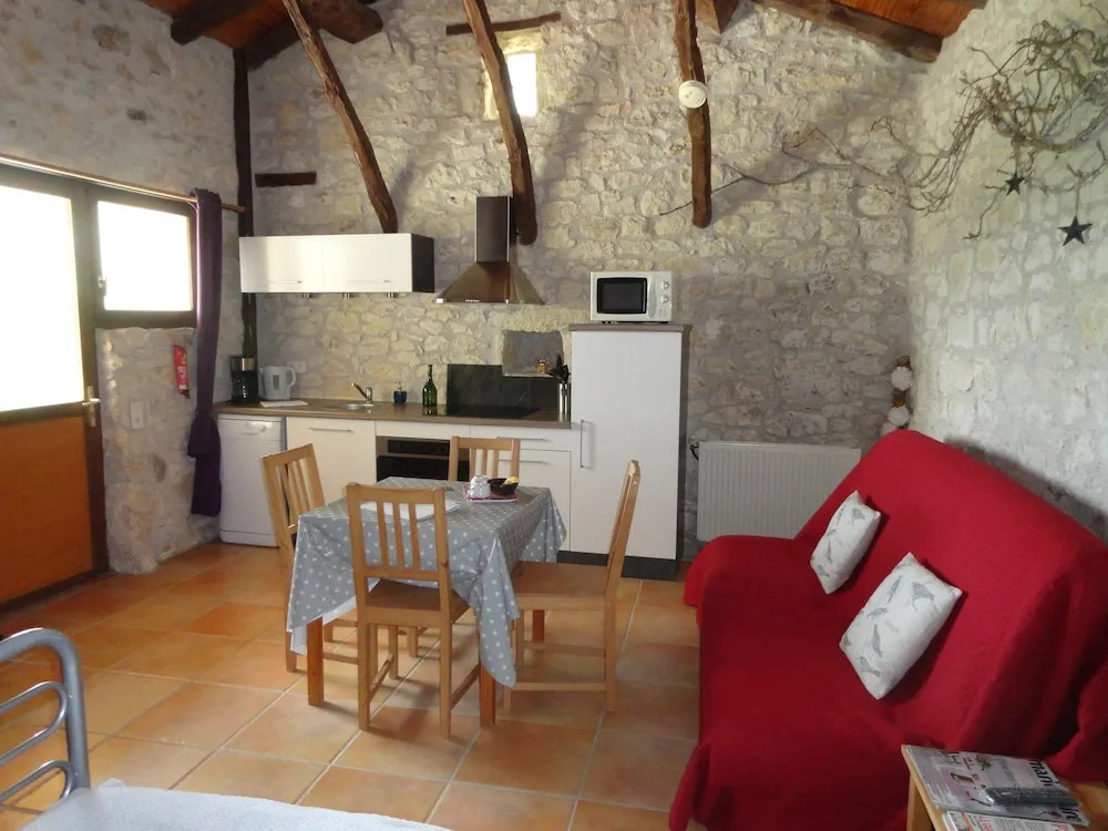 Le Mas Des Papillons chambre dhôtes B&B