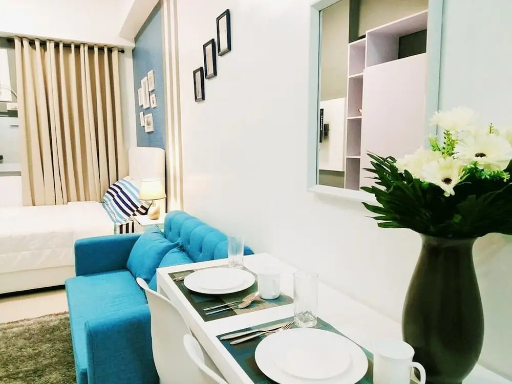 Les Luxe Rooms - Symphony Tower 2