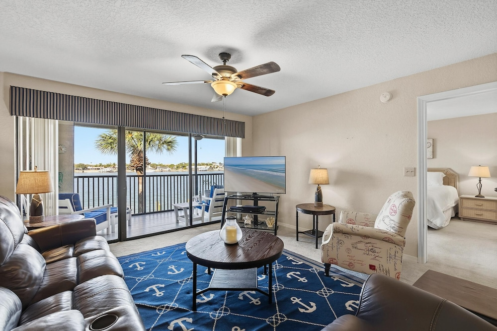 Bouchelle Island 203