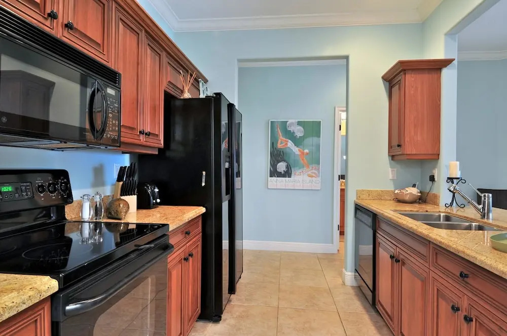 Direct Beach Front Apartment 3