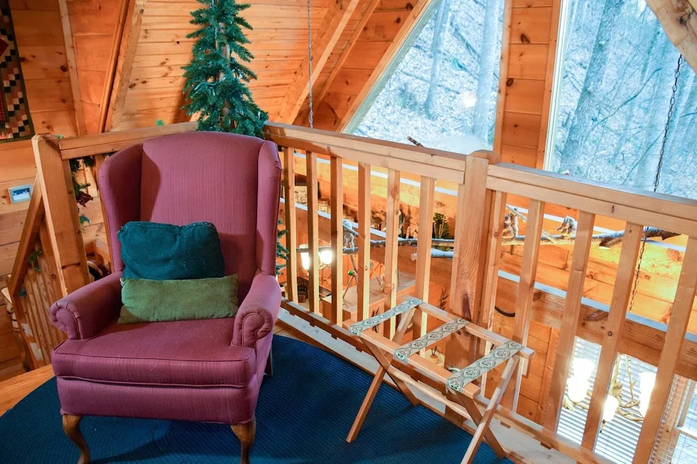 SWEET SERENITY - 2 Bedrooms, 2 Baths, Sleeps 6 home