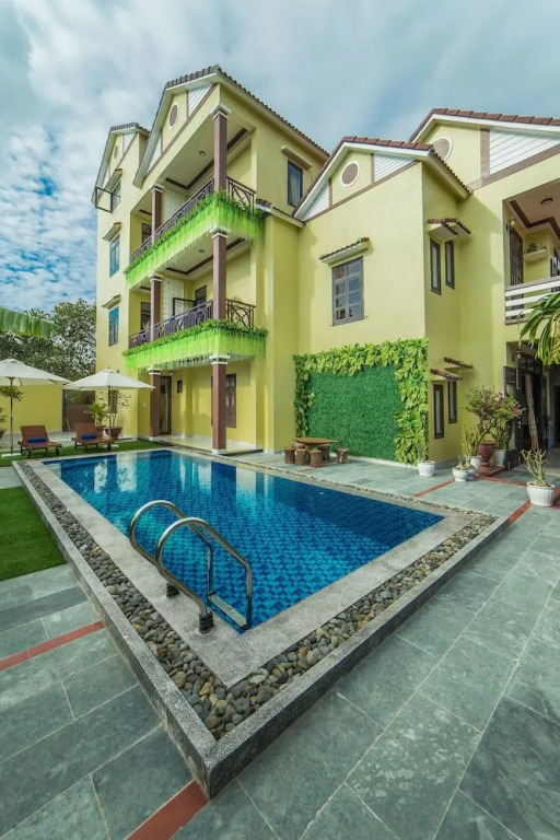 A Bong Villa
