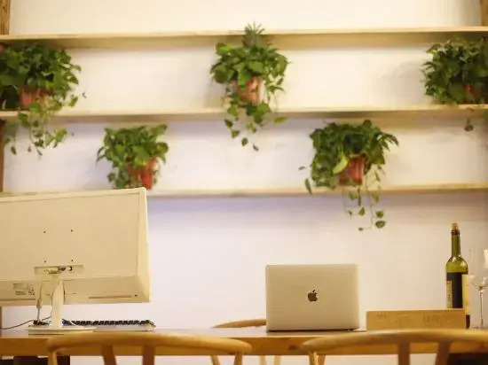 Floral Hotel· ZhuwuQing hotel