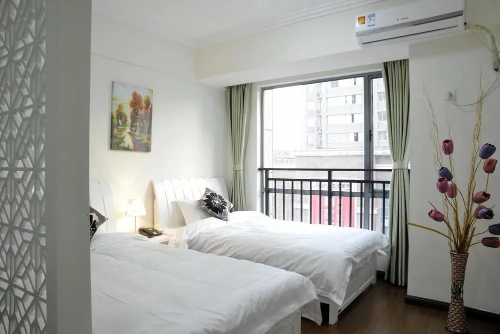 Xizi Apartment Hotel (Gaoqiao North Subway Station Branch)