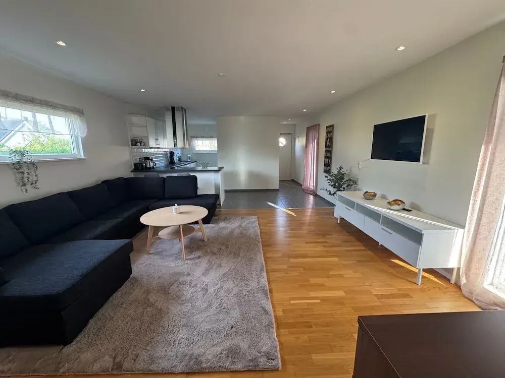 Modern 1-bedroom Apartment for 6 Near Kristianstad