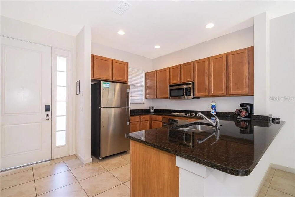 Charming 3 Bd w/ SPA close to Disney @ Regal Oaks 2649