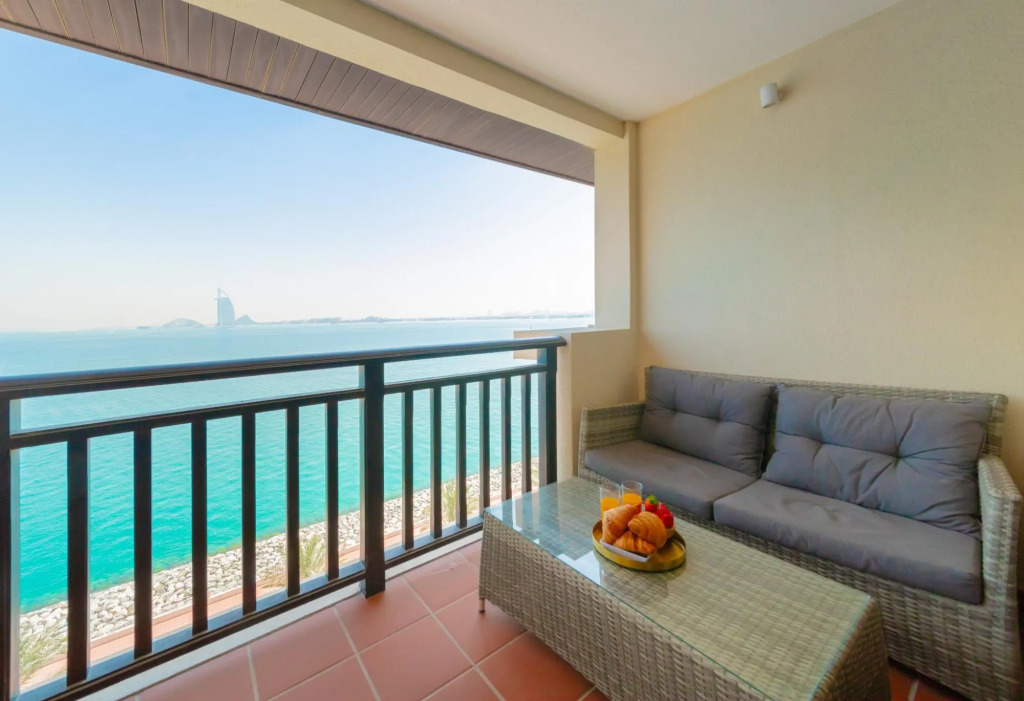 DXB - Anantara - 718 - PJ