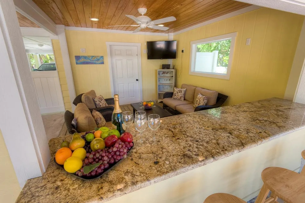 Cabana Breeze Apartment 4