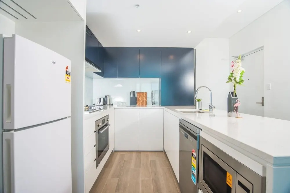 Stunning Waterview Stylish Waterfront Apt In Wwp