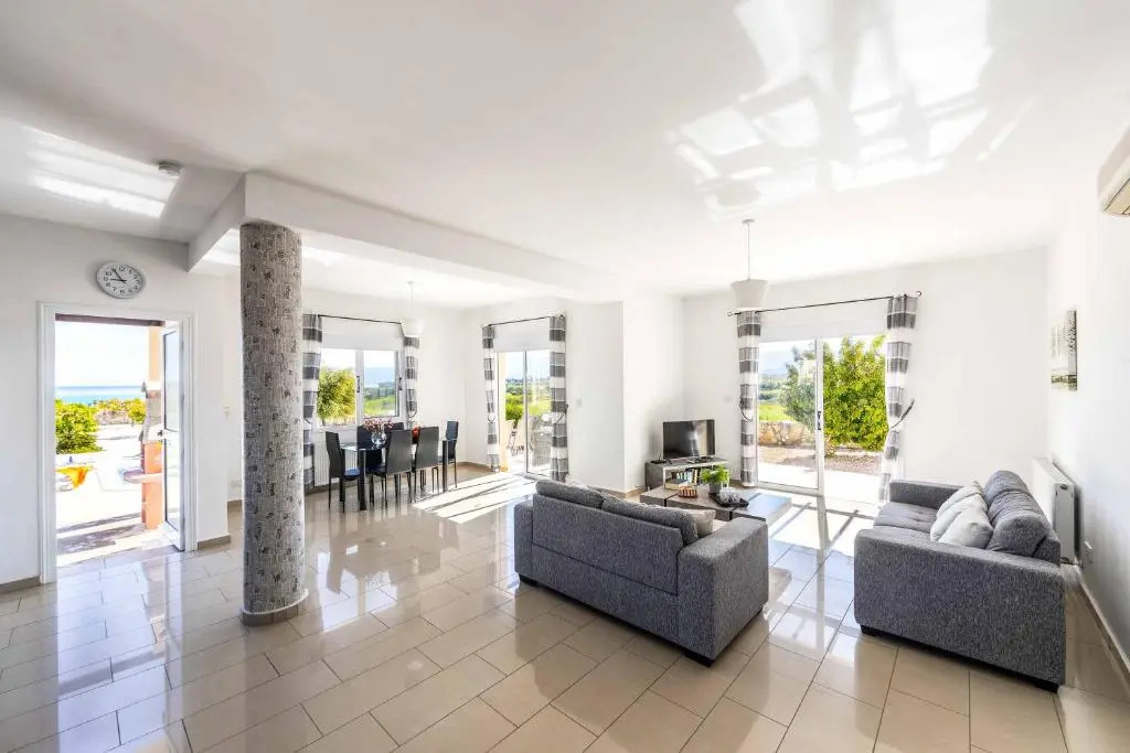 Villa Lime Tree