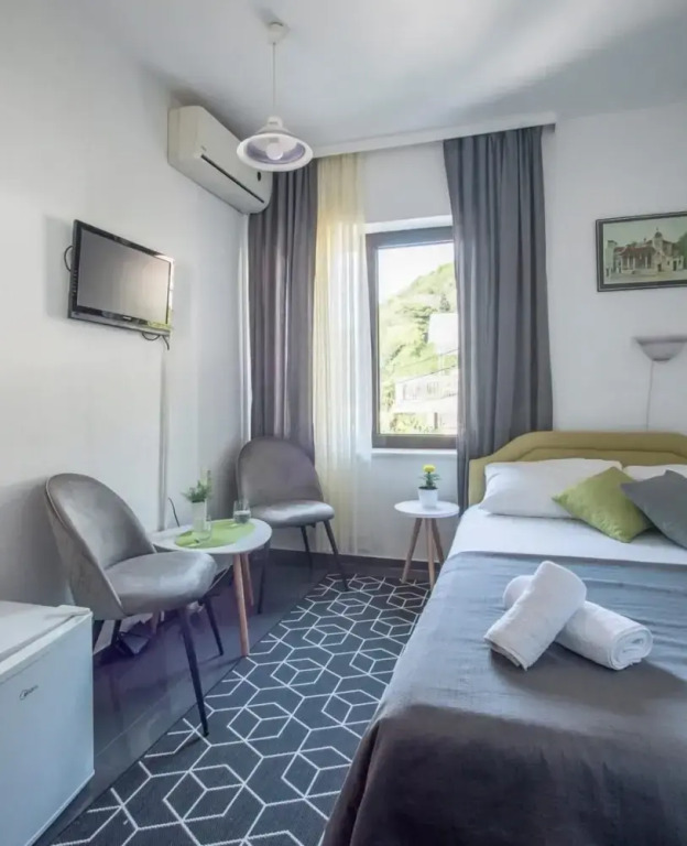 Great Studio Flat With View Near Beach in Tivat