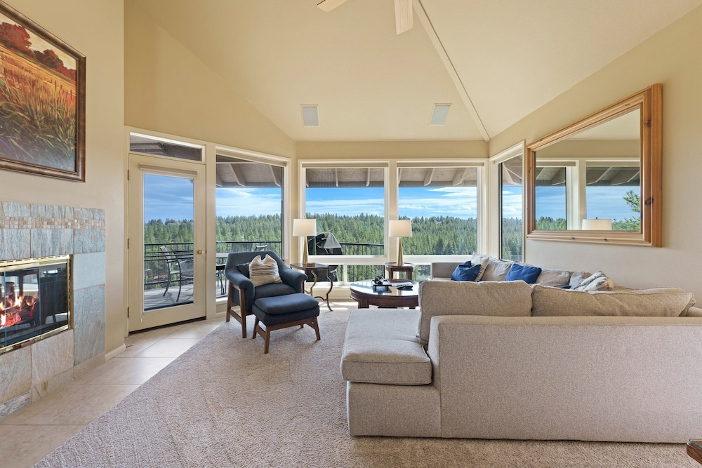 River Ridge 429a 2 Bedroom Condo