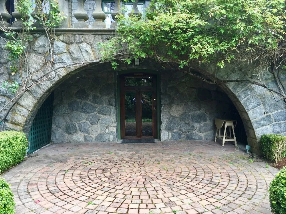 Prior Castle Inn