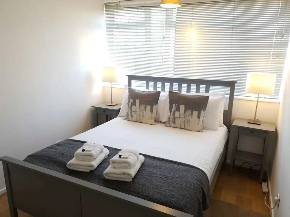 Bright and Spacious 3 bed Flat Westminster