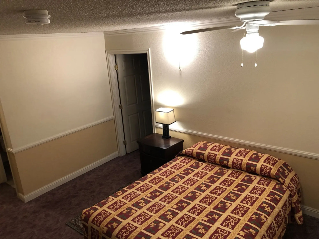 Knights Inn Buttonwillow