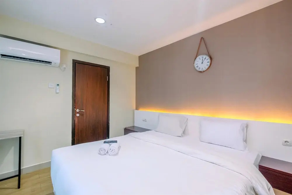 Minimalist And Comfort 2Br At Tamansari The Hive Apartment