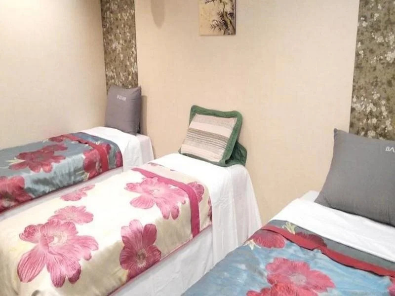 Cuimei Suite Guesthouse For Female Only (только для женщин)