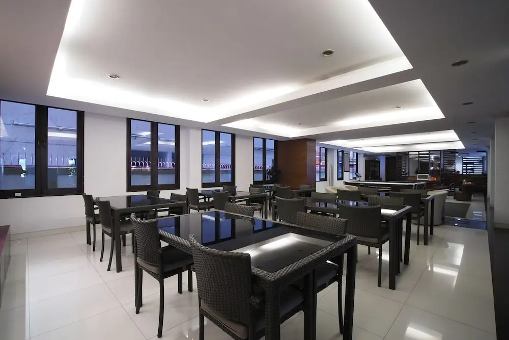 OYO 882 The Moonlight Serviced Apartment