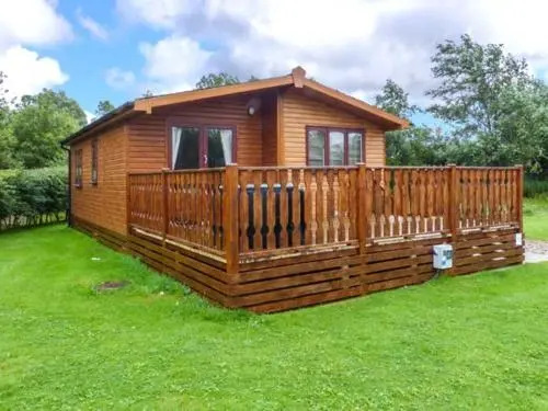 Brook Edge Lodge