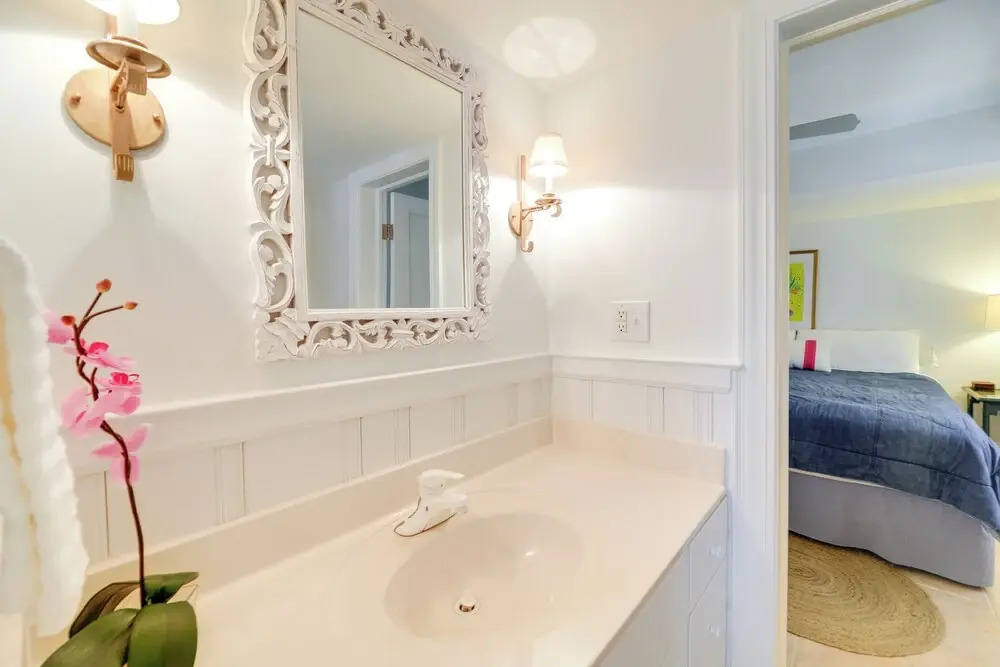 Atlantic Beach Condo - Walk to Beaches!