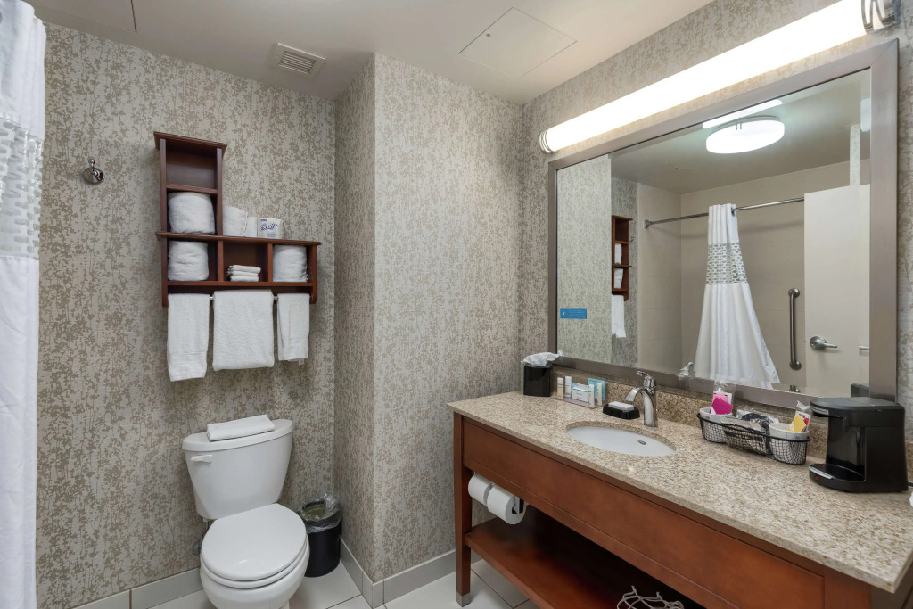Hampton Inn & Suites Owensboro Downtown Waterfront