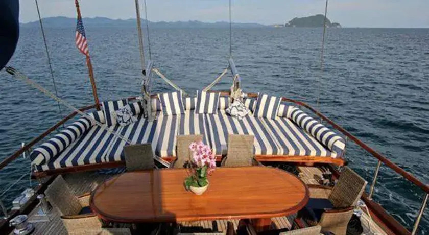Sailing Yacht CC2415