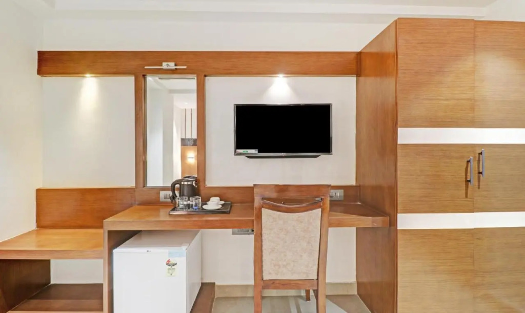 Treebo Emora Grand - Near Bangalore Airport
