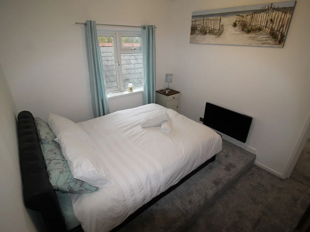 Oakfield Street Apartments by Cardiff Holiday Homes