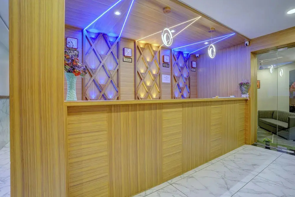 Hotel Arts International