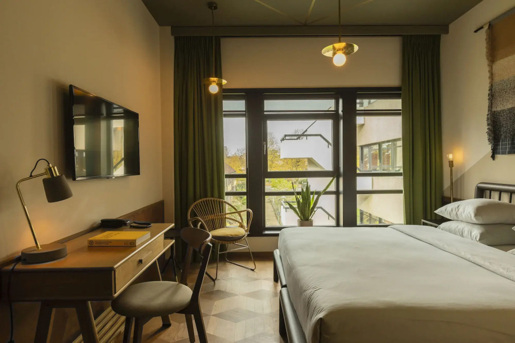 Hotel V Fizeaustraat