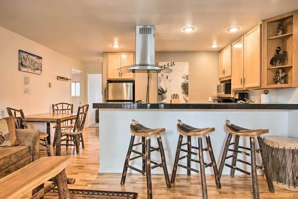 Skiers Dream: Upscale Condo By Teton Village