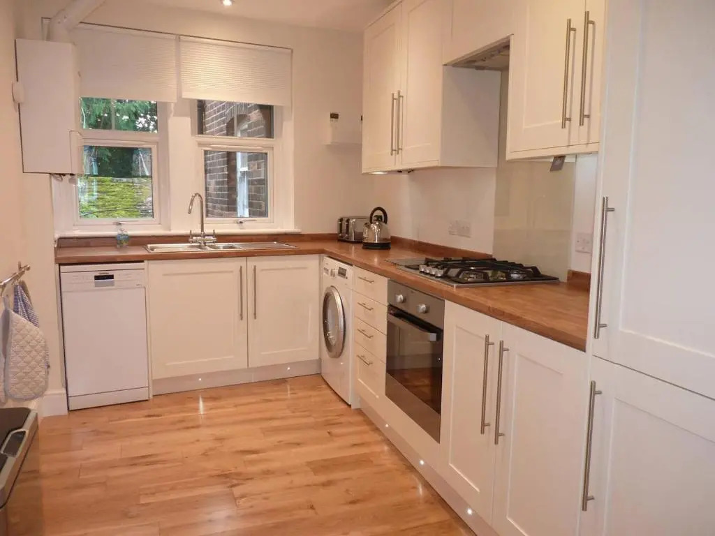Brockenhurst Apartments
