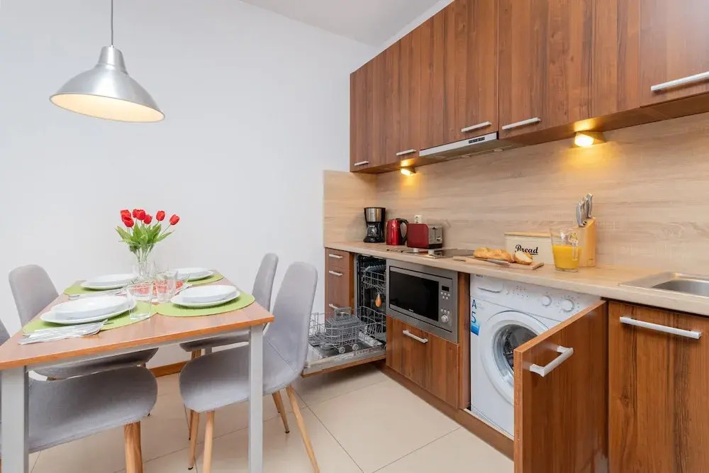 Villa 4 Pory Roku by Noclegi Renters